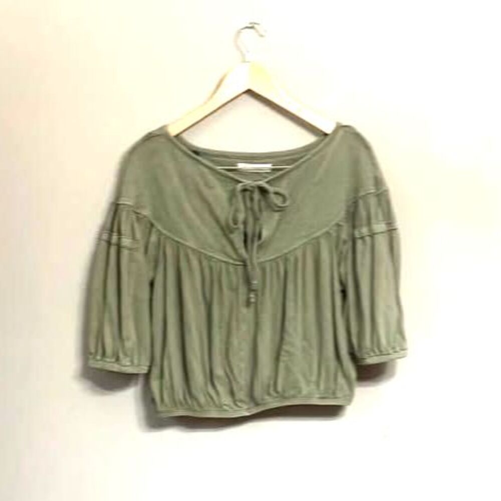 We The Free Army Green Cropped Top Size Small No Good Alone Tee